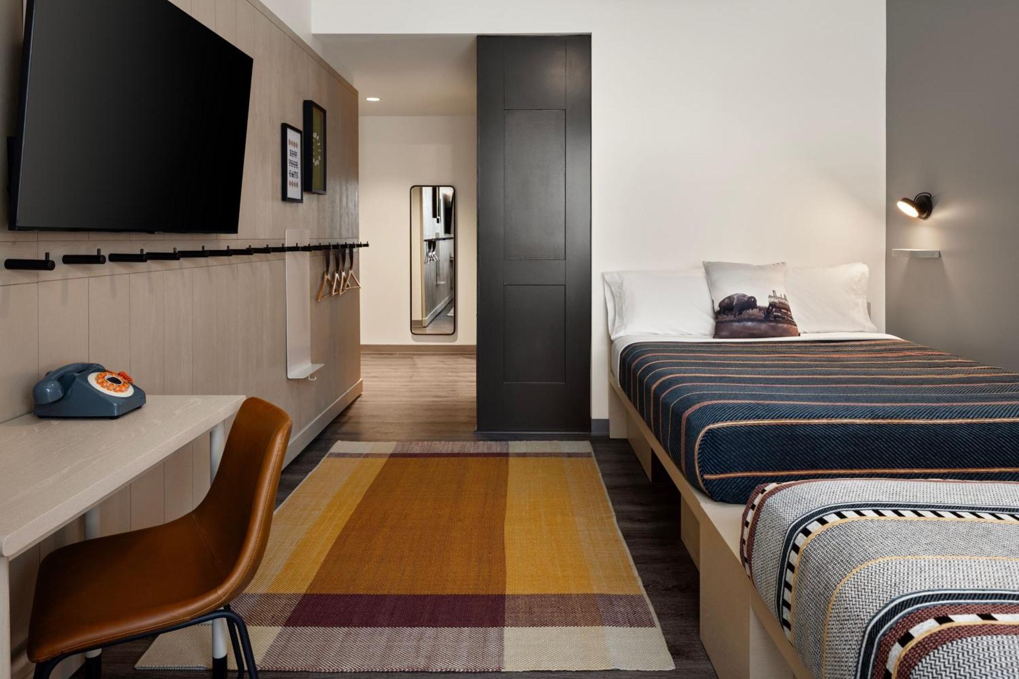 Moxy Omaha Downtown Hotel Екстериор снимка